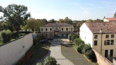 Villa Turchetti | Dimora Liberty d'Epoca in Vendita a Badia Polesine - villa-esterni