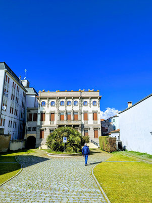 Villa Turchetti | Dimora Liberty d'Epoca in Vendita a Badia Polesine - villa-esterni